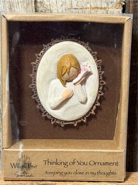 Retired Willow Tree 26202 Thinking of Your Ornament in Box 2" X 1.5"